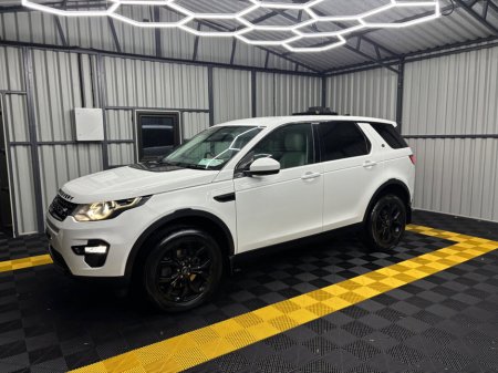 2019 Land Rover Discovery Sport 2.0D 240PS AWD Auto SE €24,950 thumbnail