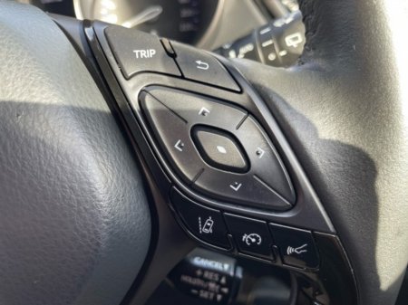 2022 Toyota C-HR - thumbnail 12