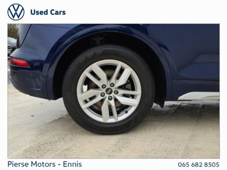 2023 Audi Q5 Q5 35 TDI SE 4DR AUTO €53,950 thumbnail