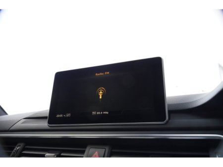 2018 Audi A4 - thumbnail 13