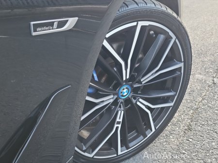 2023 BMW 5 Series - thumbnail 39