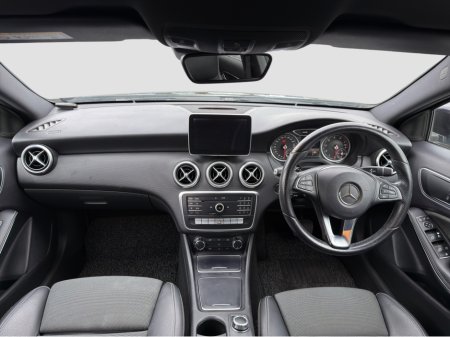 2016 Mercedes-Benz A Class - thumbnail 11