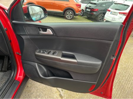 2019 Kia Sportage - thumbnail 12