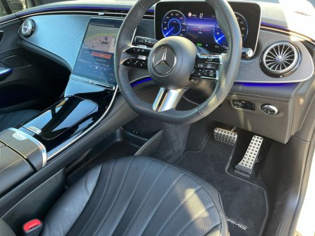 2024 Mercedes-Benz EQE - thumbnail 8