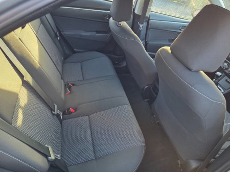 2015 Toyota Corolla D-4D 90 (1.4) Aura €8,950 thumbnail