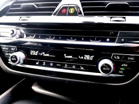 2023 BMW 5 Series 520d M Sport (MHT) 20% €49,950 thumbnail