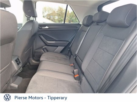 2022 Volkswagen T-Roc - thumbnail 6