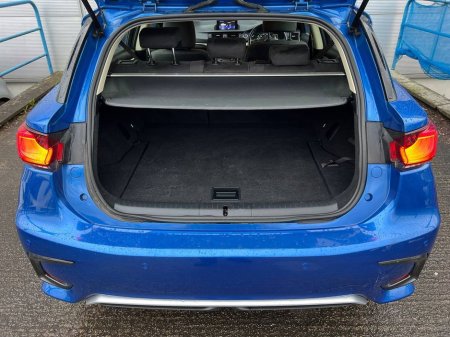 2018 Lexus CT 200 h - thumbnail 13