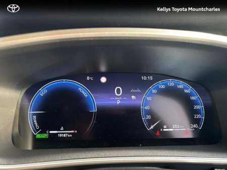 2025 Toyota Corolla Cross COROLLA CROSS 1.8 SPORT €39,895