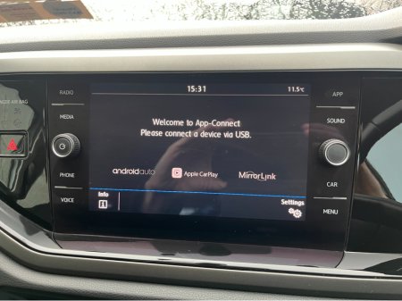 2020 Volkswagen Polo COMFORTLINE 1.0 PETROL MANUAL €15,950 thumbnail