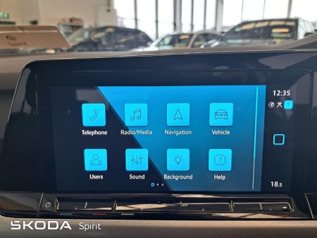 2023 Volkswagen Golf Life 1.0TSI 110bhp DSG M-HEV €26,950 thumbnail