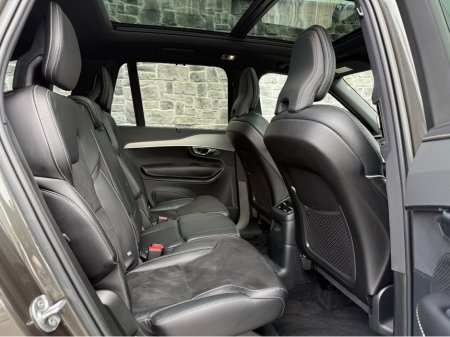 2022 Volvo XC90 - thumbnail 12