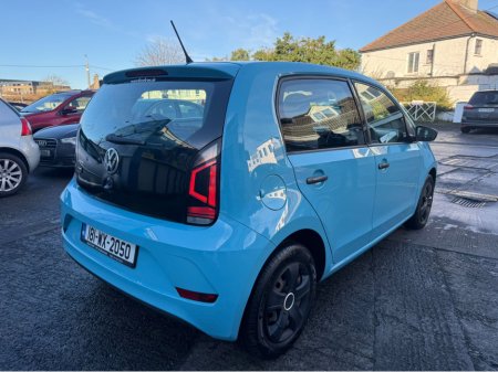 2018 Volkswagen up! UP| TAKE 1.0 60HP 5DR €8,990 thumbnail
