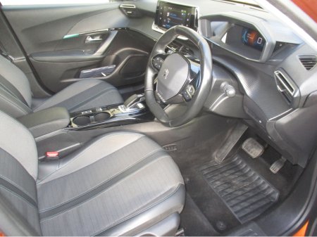 2021 Peugeot 2008 ALLURE 136BHP 50 KWH 4DR AUTO €10,950 thumbnail