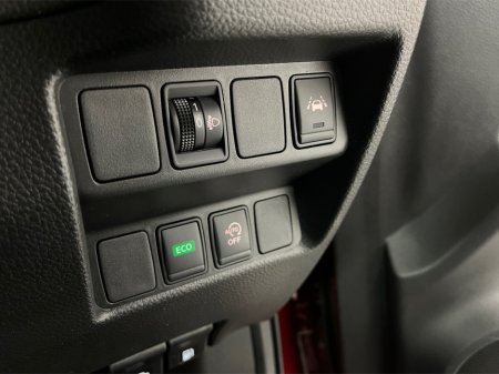 2019 Nissan Qashqai 1.3 SV PREMIUM DCT 4DR**PANORAMIC ROOF**MULTIFUNCTIONAL STEERING WHEEL**SEMI DIGITAL DASH**REVERSE CAMERA**PARKING SENSORS**BLACK CLOTH INTERIOR**FINANCE AVAILABLE** €18,495 thumbnail