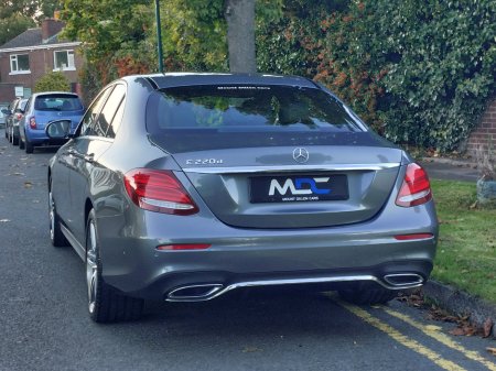 2016 Mercedes-Benz E Class - thumbnail 12