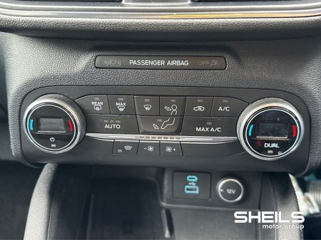 2020 Ford Kuga - thumbnail 19