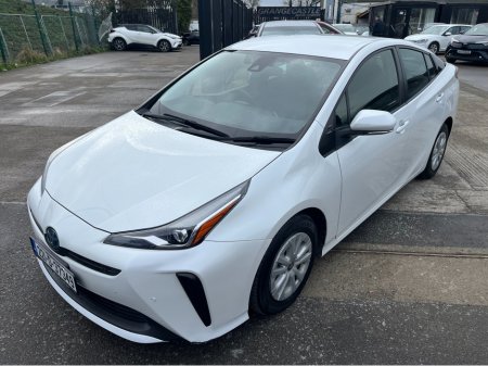 2022 Toyota Prius - thumbnail 3