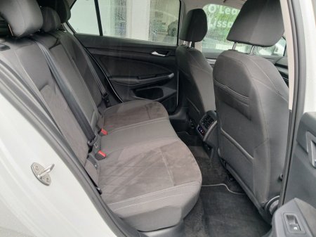 2023 Volkswagen Golf 1.5 TSI 130HP Style, White, 1 owner, 42km €29,900 thumbnail
