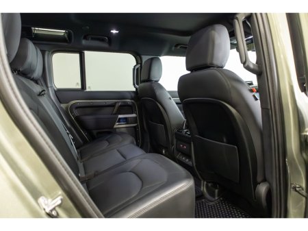 2022 Land Rover Defender - thumbnail 12