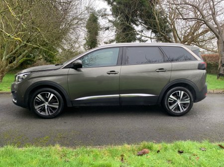 2019 Peugeot 5008 1.5 ALLURE BLUE HDI 130HP S/S 5DR €18,995 thumbnail