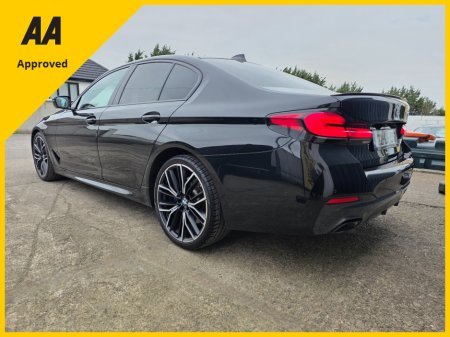 2022 BMW 5 Series - thumbnail 6