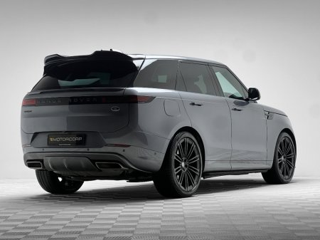 2023 Land Rover Range Rover Sport DYNAMIC SE P440E 440HP *PAN ROOF* €94,990 thumbnail