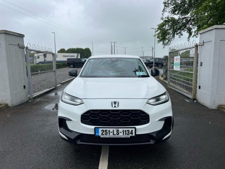 2025 Honda ZR-V ZR-V e:HEV Hybrid SPORT €49,950 thumbnail