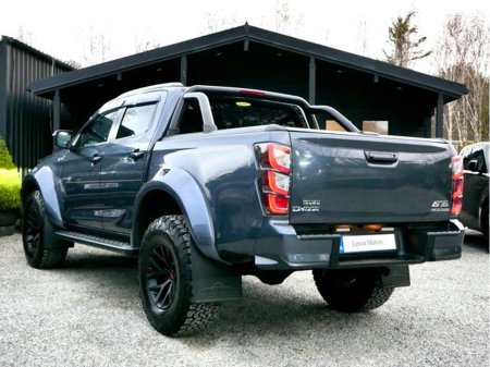 2025 Isuzu D-MAX - thumbnail 3