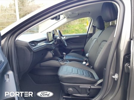 2023 Ford Focus - thumbnail 4