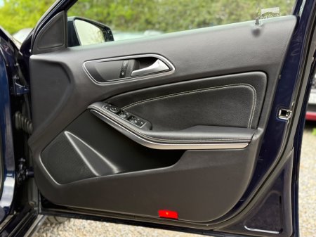 2018 Mercedes-Benz A Class - thumbnail 16