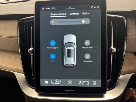 2026 Volvo XC90 - thumbnail 16