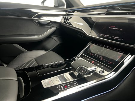 2023 Audi A8 - thumbnail 18