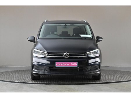 2018 Volkswagen Touran - view 2
