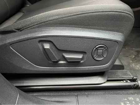 2020 Audi Q3 €31950 2020 AUDI Q3 SPORTBACK 35TFSI 1.5 AUTOMATIC / CRUISE CONTROL / 360° PARKING CAMERA / ELECTRIC HEATED SEATS €31,950 thumbnail