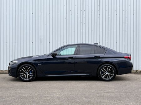 2022 BMW 5 Series - thumbnail 8