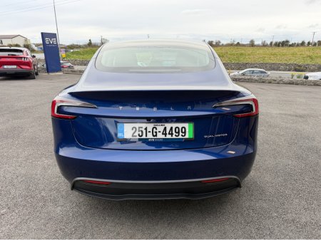 2025 Tesla Model 3 - thumbnail 7