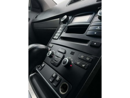 2010 Volvo XC90 90 SERIES 2.4 D5 ACTIVE 5DR AUTO AWD 182HP €6,950 thumbnail