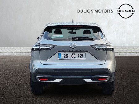 2025 Nissan Qashqai 1.3 PET MILD HYBRID SV thumbnail