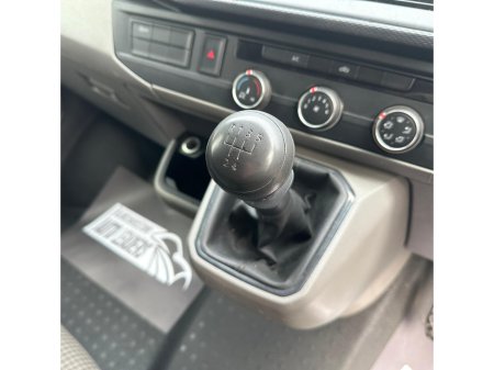 2021 Volkswagen Transporter - thumbnail 23