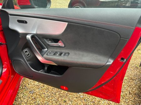 2020 Mercedes-Benz CLA Class Coupe 4DR €26,950 thumbnail