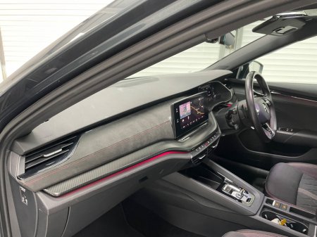 2021 Skoda Octavia - thumbnail 25