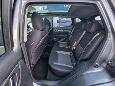 2018 Nissan Qashqai LOW MILES-N-CONNECTA-PAN.ROOF-CAMERAS- €14,450 thumbnail