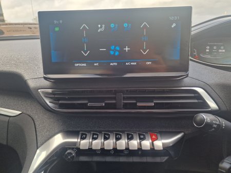 2022 Peugeot 3008 FL Allure 1.5 HDI 130 Auto 6.2 €23,950 thumbnail