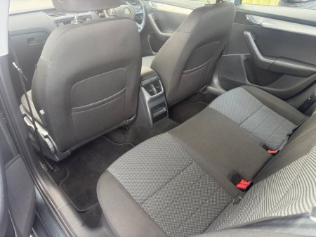 2014 Skoda Octavia - thumbnail 9