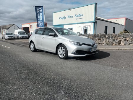 2016 Toyota Auris 1.4 D-4D LUNA 4DR €12,450