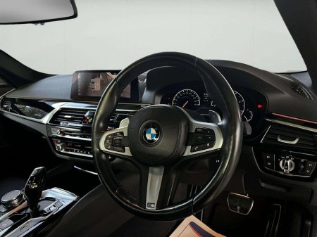 2018 BMW 5 Series - thumbnail 22