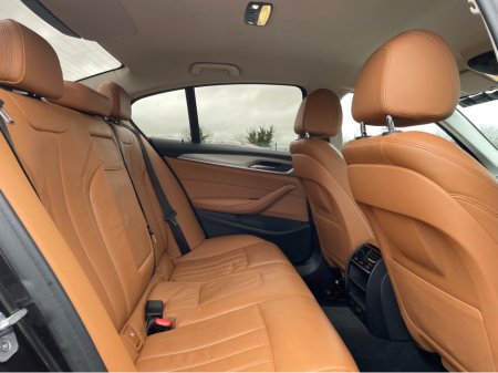 2019 BMW 5 Series - thumbnail 13