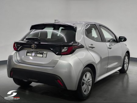 2024 Toyota Yaris (241) LUNA 1.5 PETROL IRISH CAR 1 OWNER €22,495 thumbnail