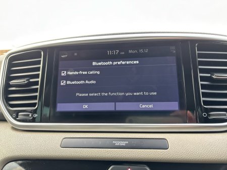 2021 Kia Sportage - thumbnail 19